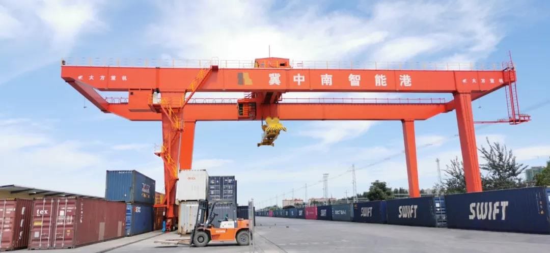GJM40.5t container gantry machine serving a large logistics dedicated line project in Hebei