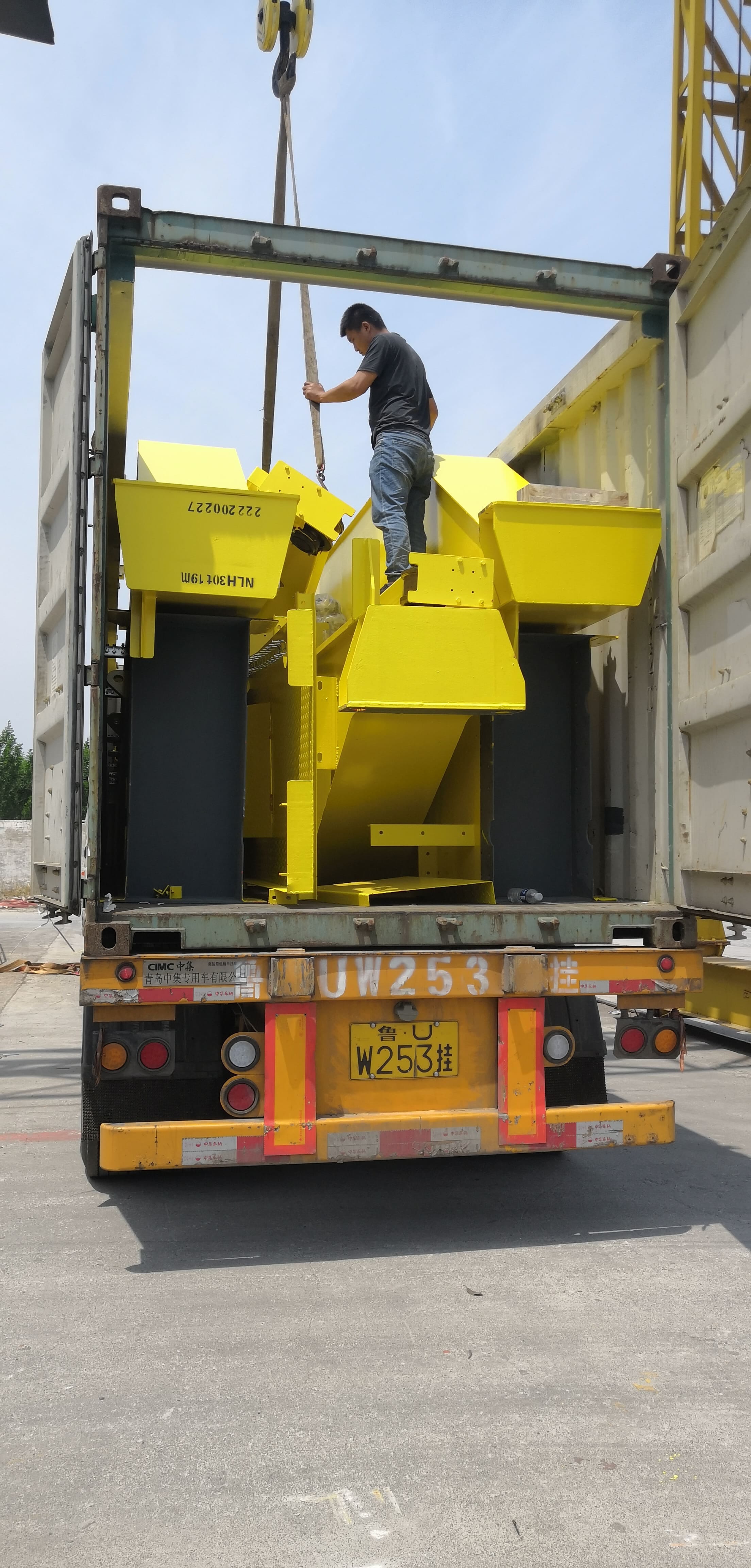 11 Sets Of NLH Overhead Crane Exported to Qatar5